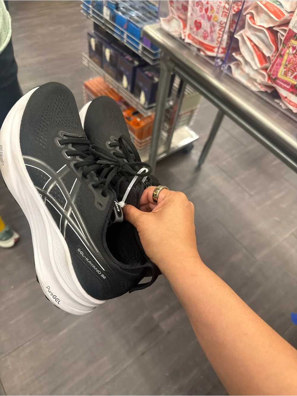 ASICS GEL-KAYANO 32 Running Shoes